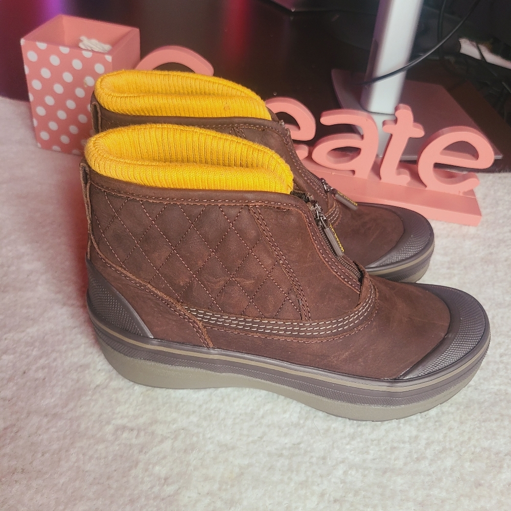 Clarks waterproof proof boots
